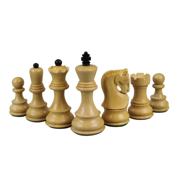 Walnut Chess Set 20 Inch with Weighted Ebonised Zagreb Staunton Chess Pieces 3.75 Inch - Image 6